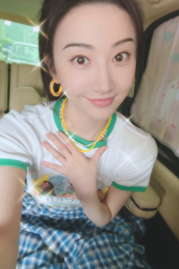 景甜单曲蟹蟹你高马尾小清新甜美图片