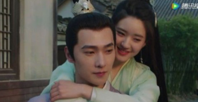 《且试天下》口碑分化，亮点短板明显，但群嘲杨洋赵露思有点冤