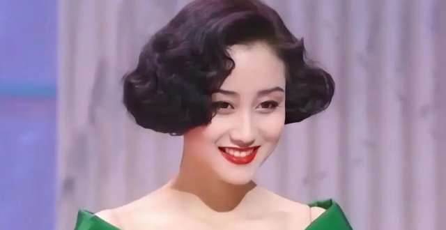 &ldquo;50年难得一见的美人&rdquo;，究竟有什么魅力迷倒赌王，让李连杰为她抛妻弃女