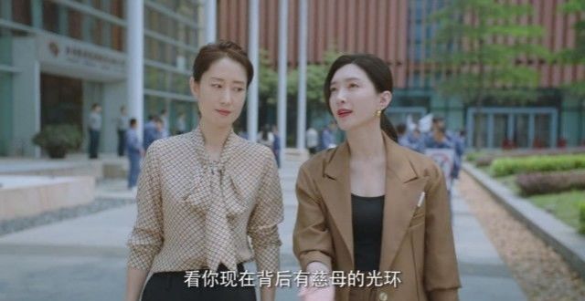 《女士的法则》：刘敏涛喊爸爸像情人，江疏影摇头晃脑演谁都像王漫妮