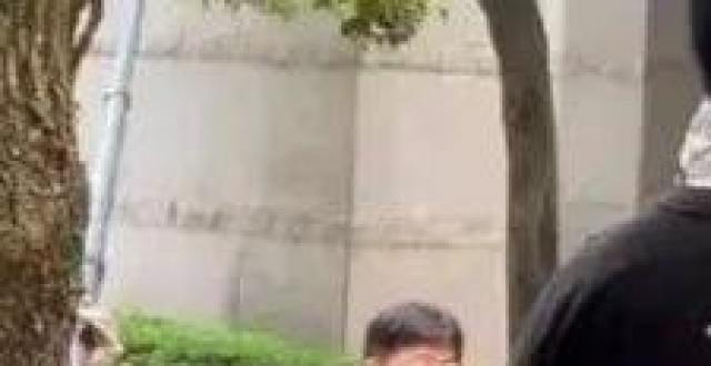 黄渤、梅婷在小区内拍电视剧被业主制止，剧组致歉